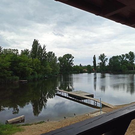 Eden Lounge Restaurant & Pension Veresegyház Zewnętrze zdjęcie