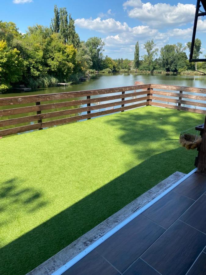 Eden Lounge Restaurant & Pension Veresegyház Zewnętrze zdjęcie